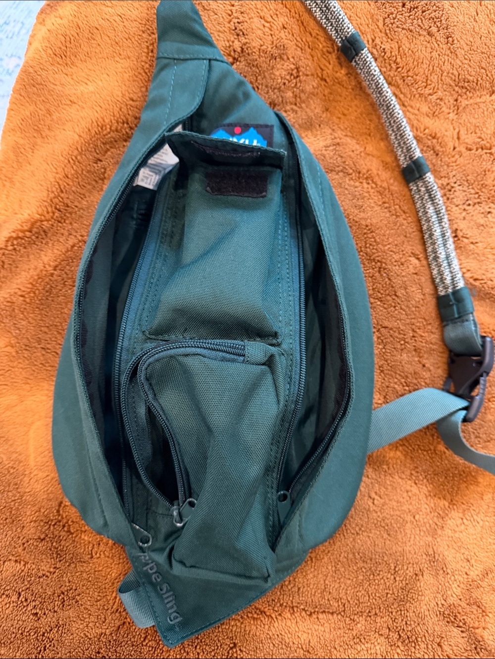 Kavu Teal Crossbody Sling Bag in Deep Teal - Picture 5 of 8